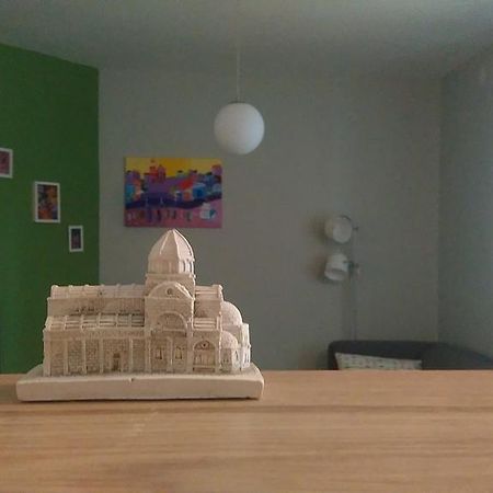 布巴公寓 希贝尼克 外观 照片